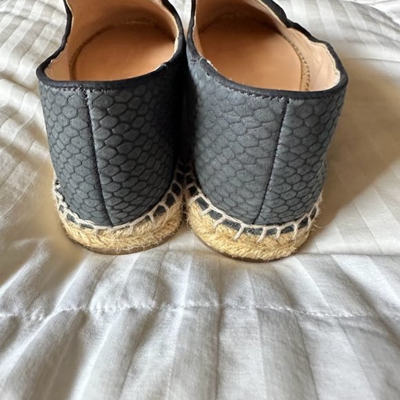 Vince Camuto Espadrilles NWOT Size 7 - Picture 4 of 6